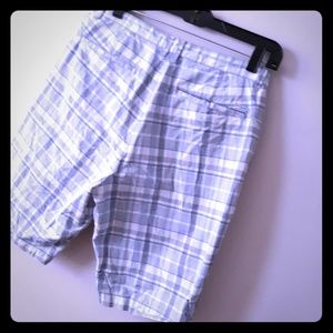 Calvin Klien Mens Plaid Size 32 Shorts